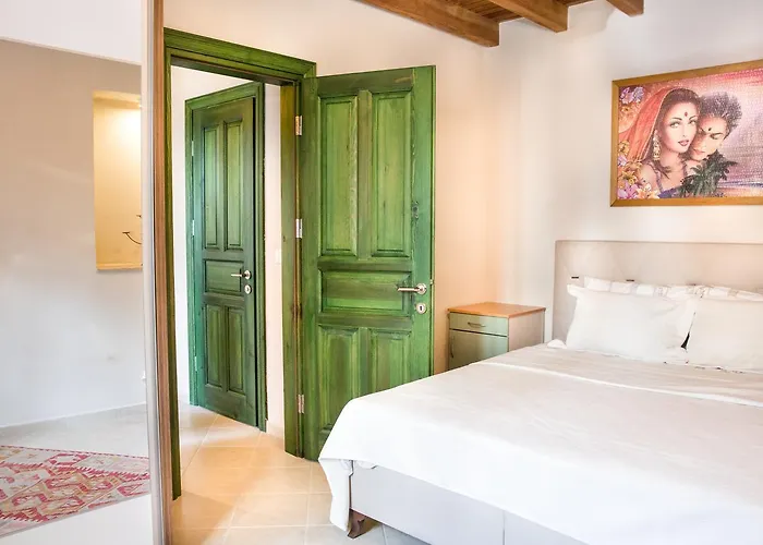 Vila Two Stone Homes Asteria *